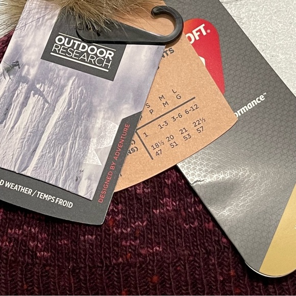 Outdoor Research Effie Winter Beanie Girls NWT - Picture 5 of 8